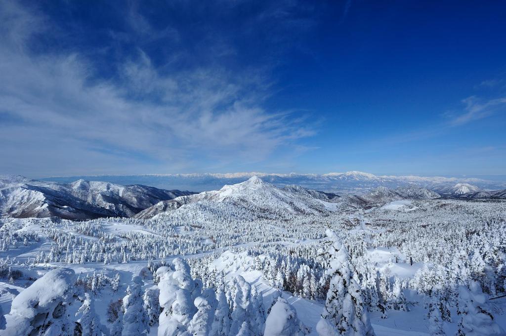 Aspen Shiga Hotel Яманучи Екстериор снимка